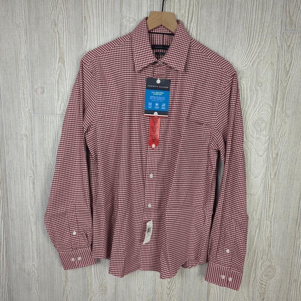 NWT Tommy Hilfiger Men’s All-Season Stretch Dress Shirt Red Cream Checker Size M
